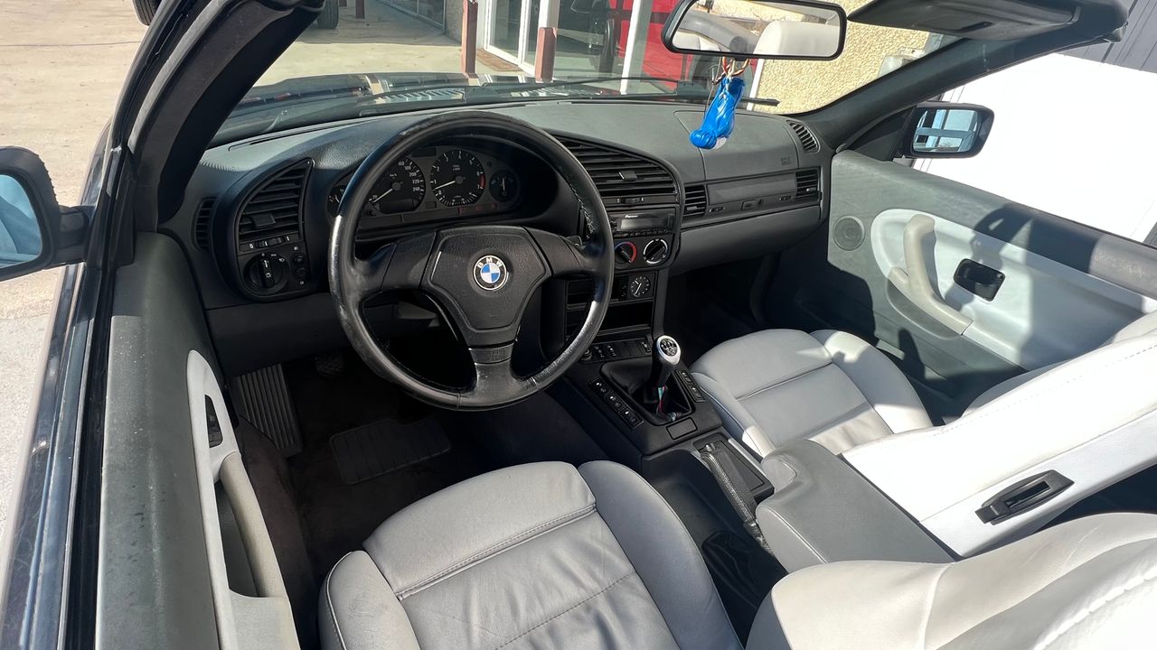 Foto BMW Serie 3 Cabrio 11