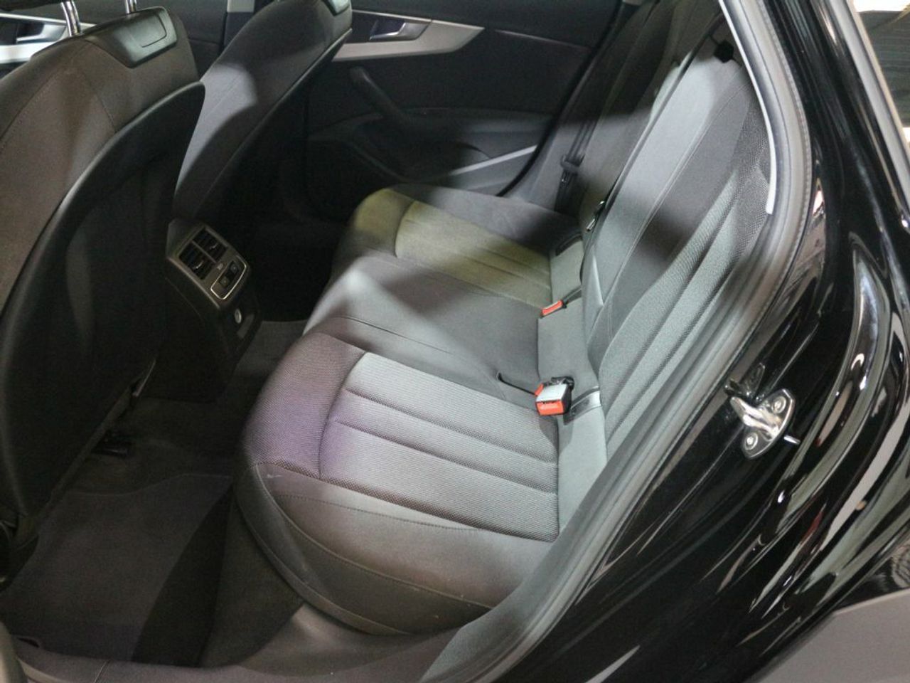 Foto Audi A4 Allroad Quattro 14