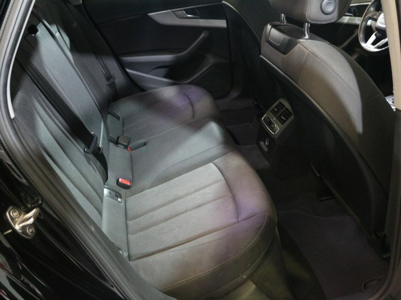 Foto Audi A4 Allroad Quattro 15