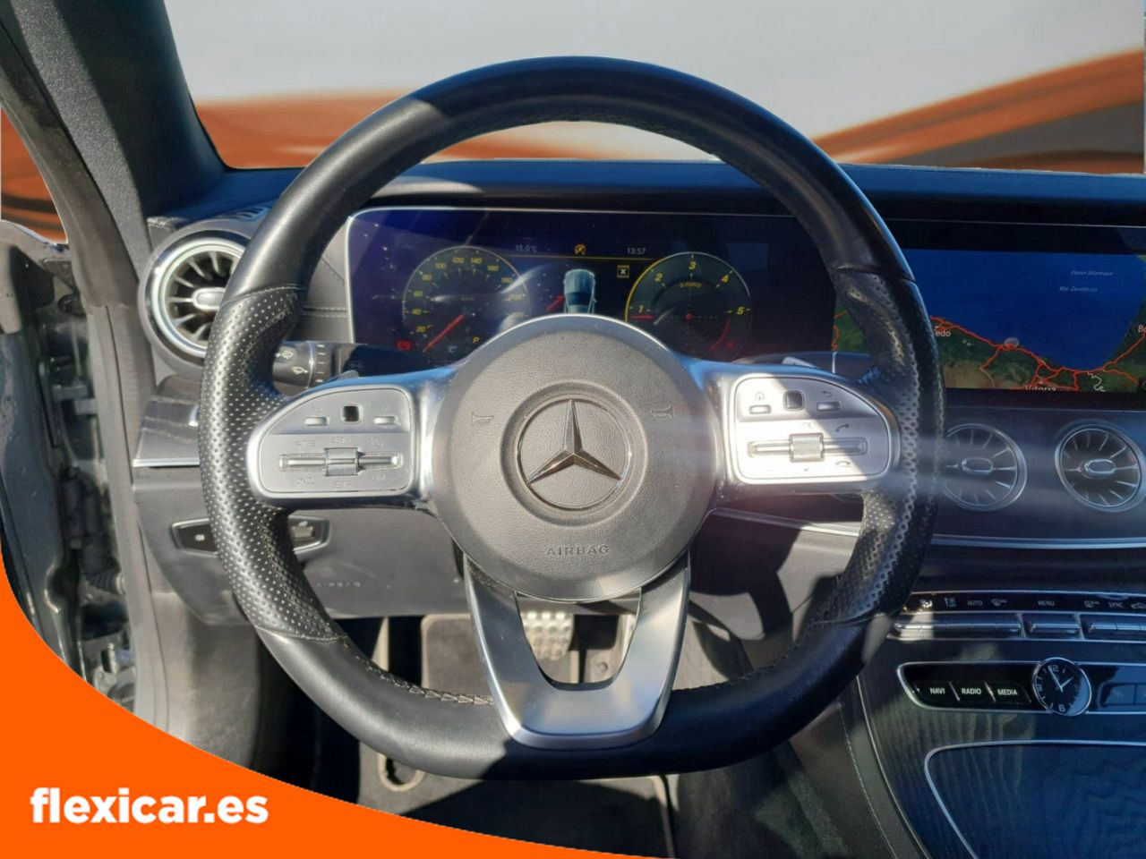 Foto Mercedes-Benz Clase E 10