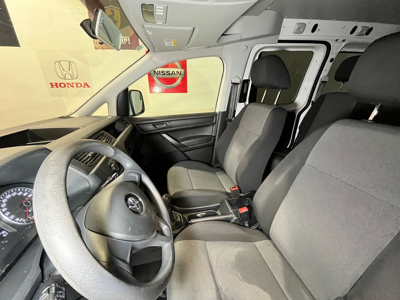 Foto Volkswagen Caddy 15