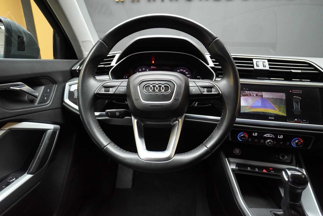 Foto Audi Q3 10