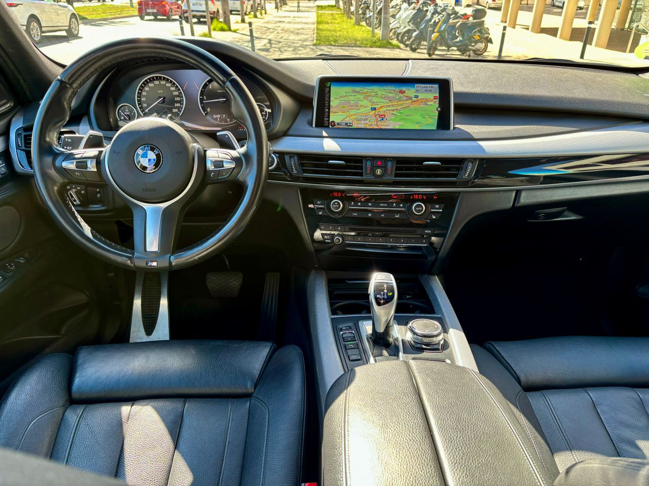 Foto BMW X5 10