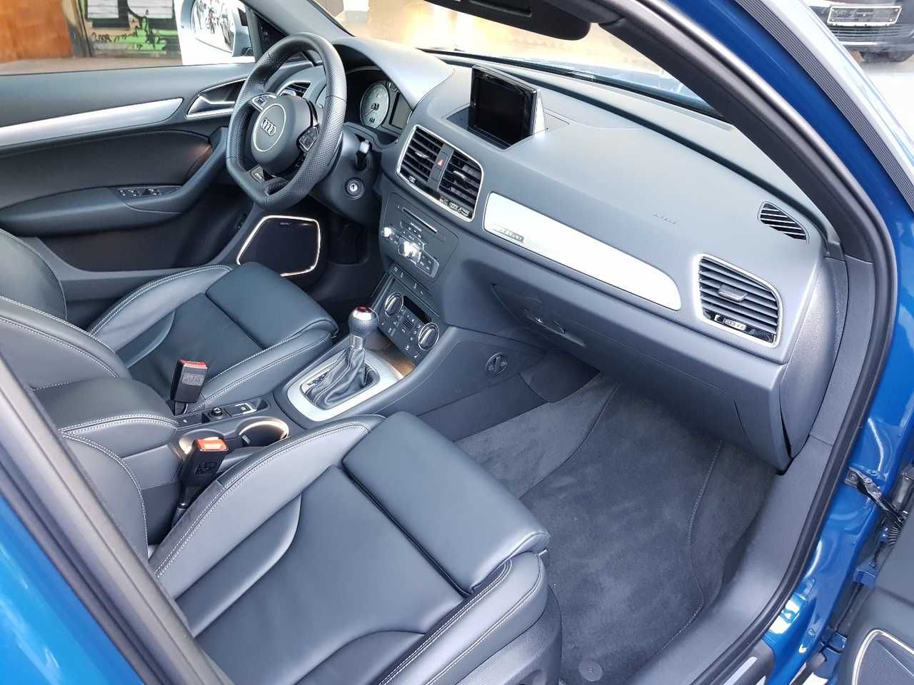 Foto Audi RS Q3 8