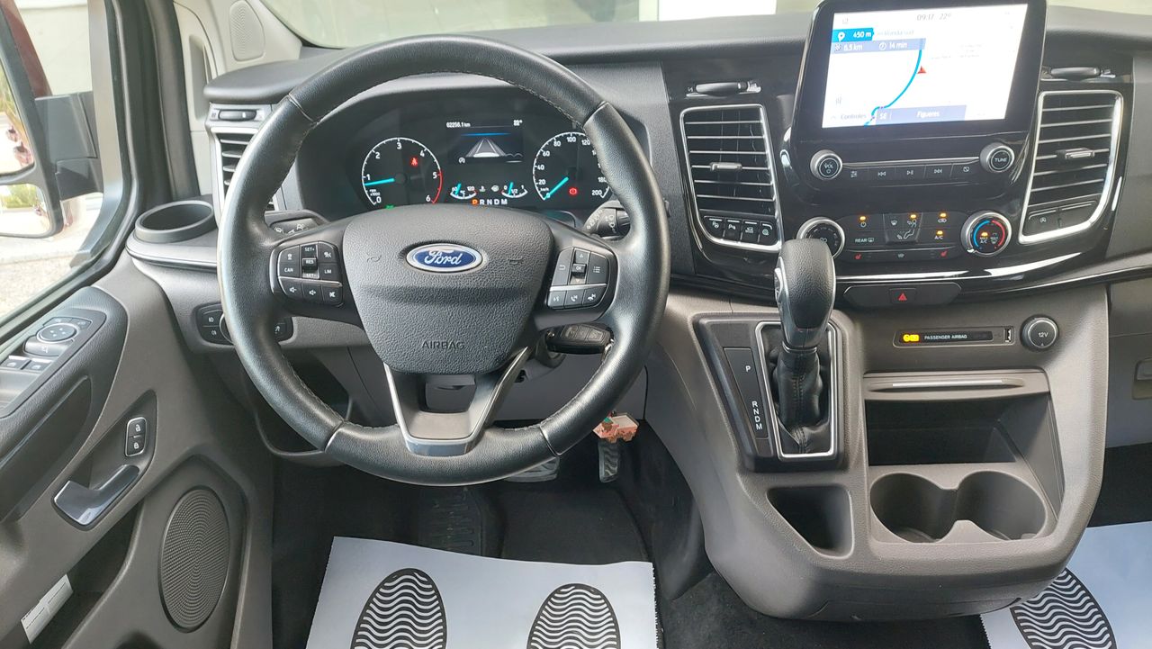 Foto Ford Tourneo Custom 8
