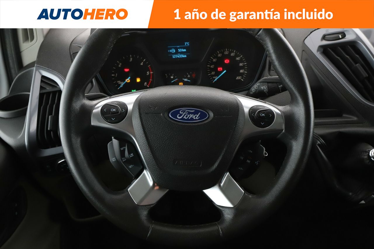 Foto Ford Tourneo Custom 19
